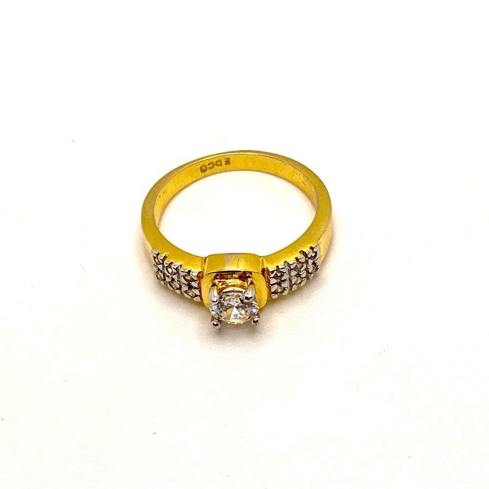 Vintage EDCO Signed Gold Tone Ring Size 7  ✨ B011